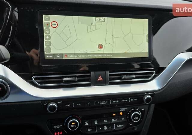 Синій Кіа Niro, об'ємом двигуна 0 л та пробігом 149 тис. км за 19000 $, фото 16 на Automoto.ua