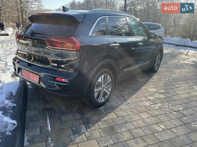 Синій Кіа Niro, об'ємом двигуна 0 л та пробігом 84 тис. км за 18500 $, фото 9 на Automoto.ua