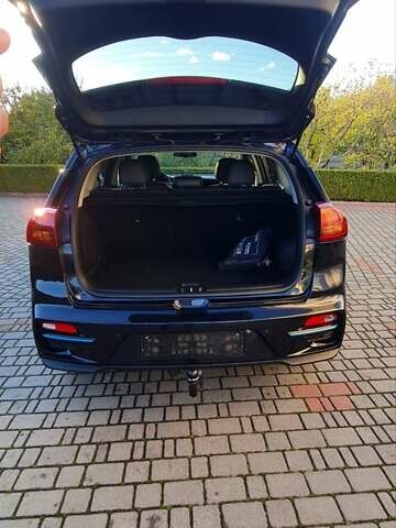 Синий Киа Niro, объемом двигателя 0 л и пробегом 148 тыс. км за 19300 $, фото 23 на Automoto.ua