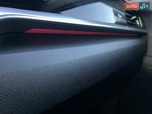 Синій Кіа Niro, об'ємом двигуна 0 л та пробігом 106 тис. км за 21900 $, фото 5 на Automoto.ua