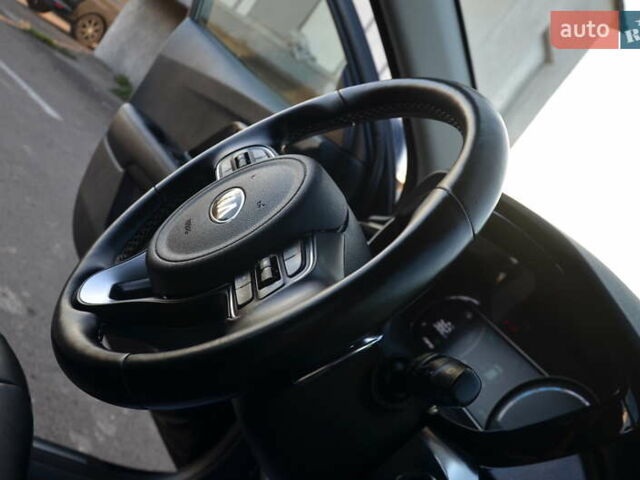 Синий Киа Niro, объемом двигателя 0 л и пробегом 79 тыс. км за 19333 $, фото 69 на Automoto.ua