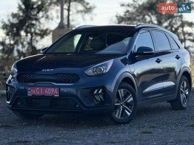 Синій Кіа Niro, об'ємом двигуна 1.58 л та пробігом 76 тис. км за 21300 $, фото 1 на Automoto.ua