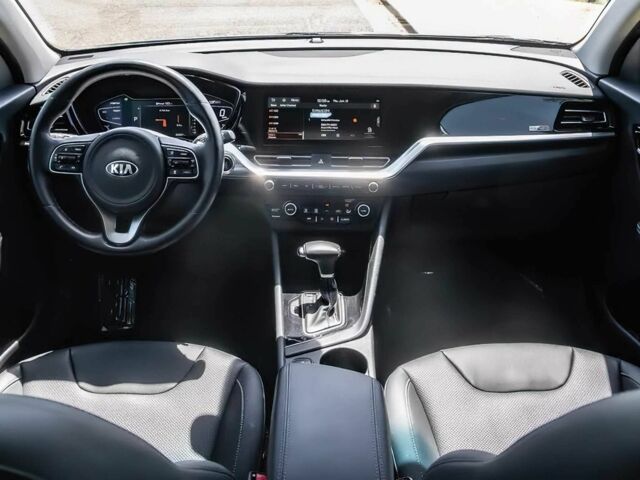Синий Киа Niro, объемом двигателя 1.6 л и пробегом 40 тыс. км за 9400 $, фото 14 на Automoto.ua