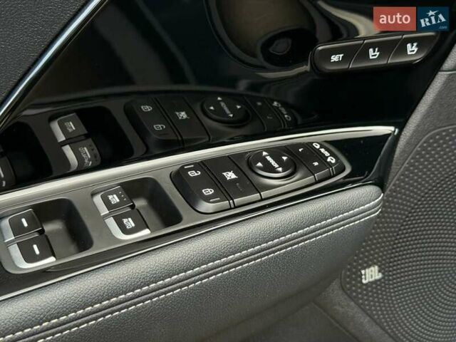 Киа Niro 2020 в Житомире на Automoto.ua Синий Киа Niro, объемом двигателя 0 л и пробегом 127 тыс. км за 19950 $, фото 18 на Automoto.ua