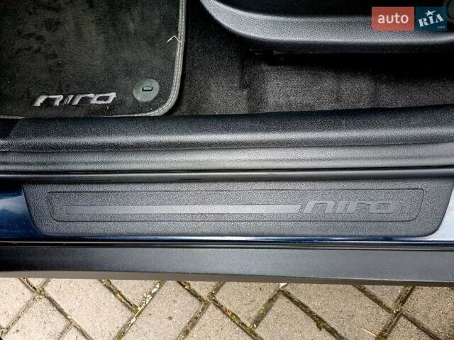 Синий Киа Niro, объемом двигателя 0 л и пробегом 67 тыс. км за 19399 $, фото 27 на Automoto.ua