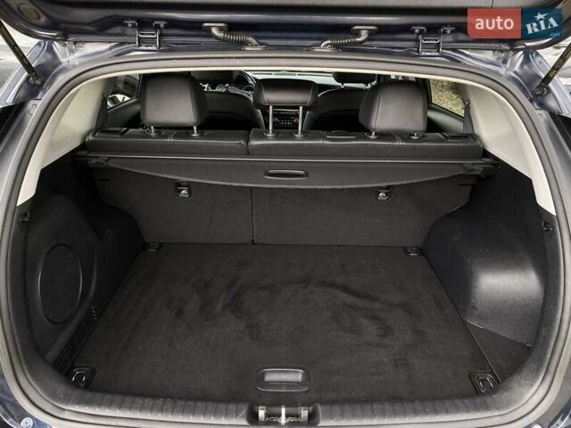 Синий Киа Niro, объемом двигателя 0 л и пробегом 72 тыс. км за 21700 $, фото 58 на Automoto.ua