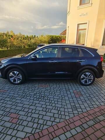 Синий Киа Niro, объемом двигателя 0 л и пробегом 148 тыс. км за 19300 $, фото 8 на Automoto.ua