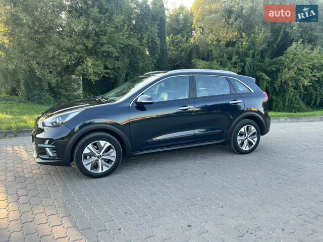 Синій Кіа Niro, об'ємом двигуна 0 л та пробігом 112 тис. км за 19500 $, фото 2 на Automoto.ua