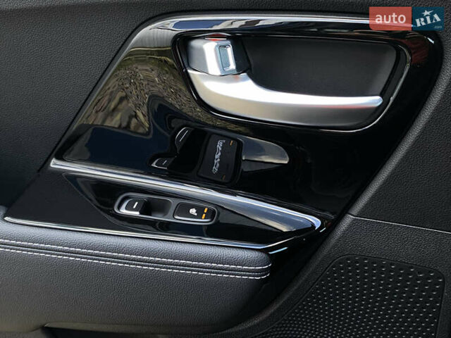 Синій Кіа Niro, об'ємом двигуна 0 л та пробігом 76 тис. км за 22900 $, фото 7 на Automoto.ua