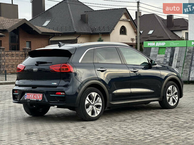 Синій Кіа Niro, об'ємом двигуна 0 л та пробігом 130 тис. км за 18990 $, фото 8 на Automoto.ua