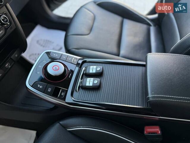 Синий Киа Niro, объемом двигателя 0 л и пробегом 78 тыс. км за 20950 $, фото 70 на Automoto.ua