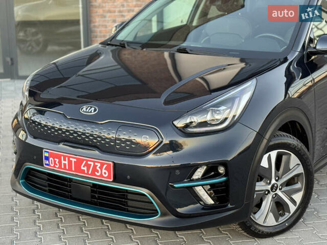 Синий Киа Niro, объемом двигателя 0 л и пробегом 142 тыс. км за 17500 $, фото 12 на Automoto.ua