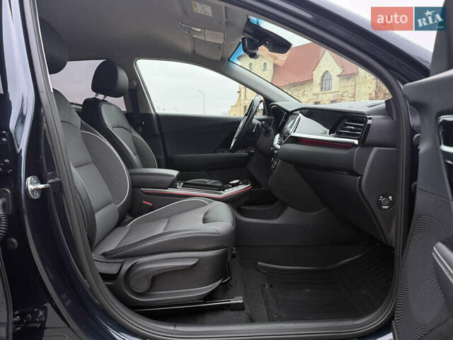 Синій Кіа Niro, об'ємом двигуна 0 л та пробігом 88 тис. км за 19750 $, фото 33 на Automoto.ua