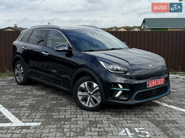 Синий Киа Niro, объемом двигателя 0 л и пробегом 149 тыс. км за 19700 $, фото 5 на Automoto.ua