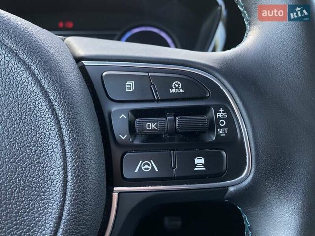 Синий Киа Niro, объемом двигателя 0 л и пробегом 123 тыс. км за 20600 $, фото 8 на Automoto.ua
