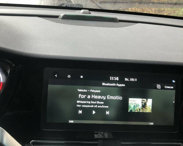 Синій Кіа Niro, об'ємом двигуна 0 л та пробігом 85 тис. км за 21850 $, фото 77 на Automoto.ua