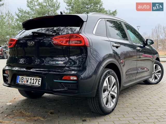 Синий Киа Niro, объемом двигателя 0 л и пробегом 64 тыс. км за 23800 $, фото 9 на Automoto.ua