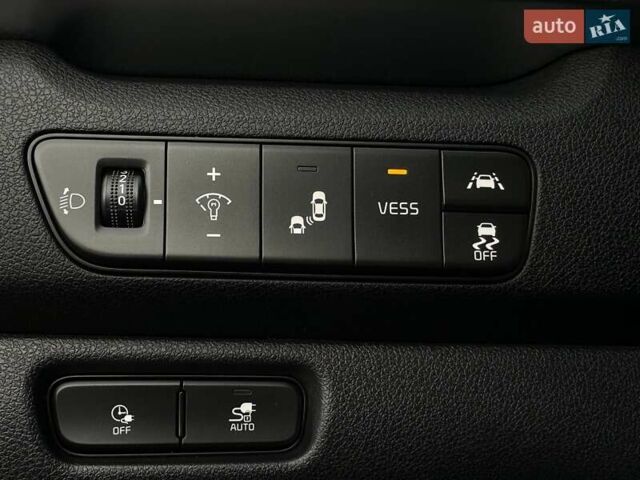 Синій Кіа Niro, об'ємом двигуна 0 л та пробігом 62 тис. км за 24600 $, фото 9 на Automoto.ua