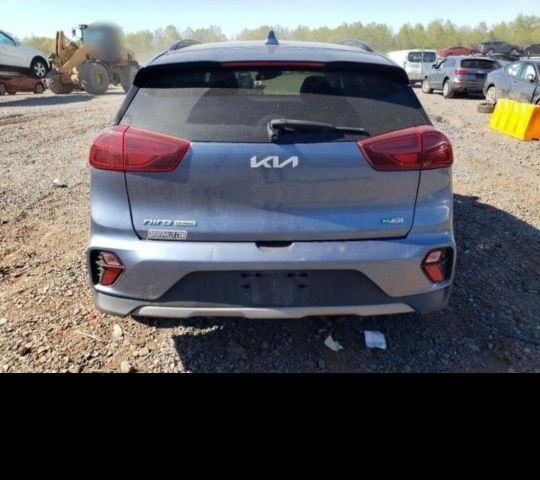 Синий Киа Niro, объемом двигателя 1 л и пробегом 78 тыс. км за 12500 $, фото 5 на Automoto.ua