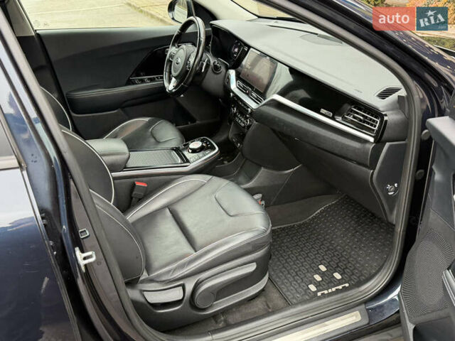 Синій Кіа Niro, об'ємом двигуна 0 л та пробігом 159 тис. км за 18499 $, фото 19 на Automoto.ua