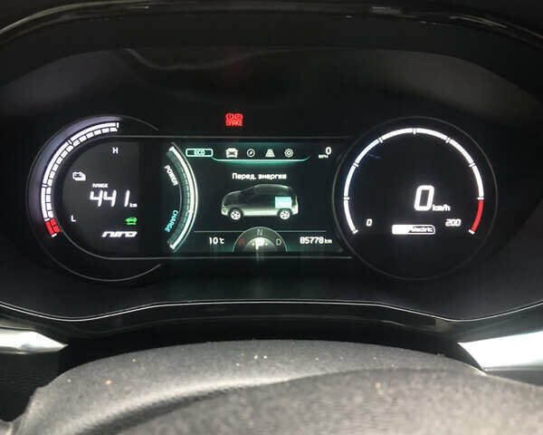 Синій Кіа Niro, об'ємом двигуна 0 л та пробігом 85 тис. км за 21850 $, фото 86 на Automoto.ua