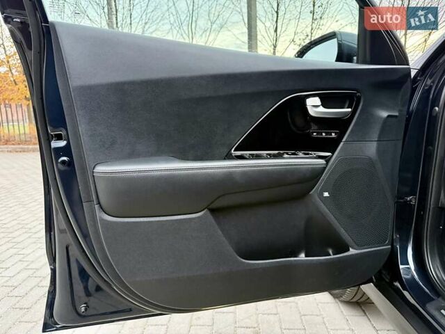 Синій Кіа Niro, об'ємом двигуна 0 л та пробігом 84 тис. км за 19450 $, фото 41 на Automoto.ua