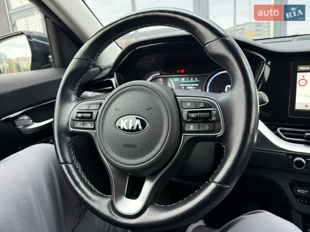 Синій Кіа Niro, об'ємом двигуна 0 л та пробігом 124 тис. км за 19950 $, фото 43 на Automoto.ua