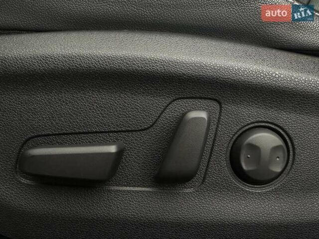 Синій Кіа Niro, об'ємом двигуна 0 л та пробігом 62 тис. км за 24600 $, фото 11 на Automoto.ua