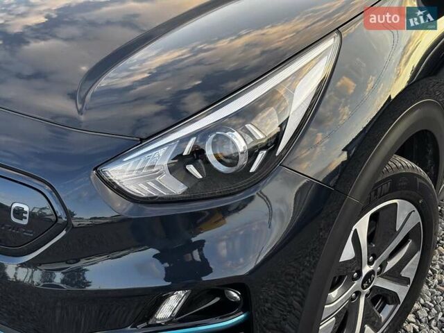 Синій Кіа Niro, об'ємом двигуна 0 л та пробігом 112 тис. км за 18800 $, фото 9 на Automoto.ua