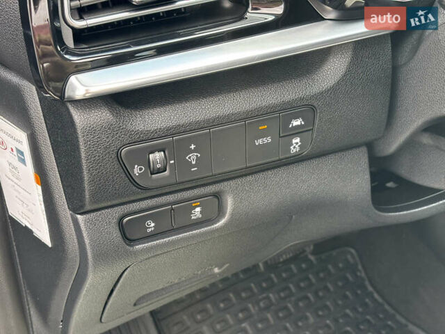 Синий Киа Niro, объемом двигателя 0 л и пробегом 110 тыс. км за 21650 $, фото 19 на Automoto.ua