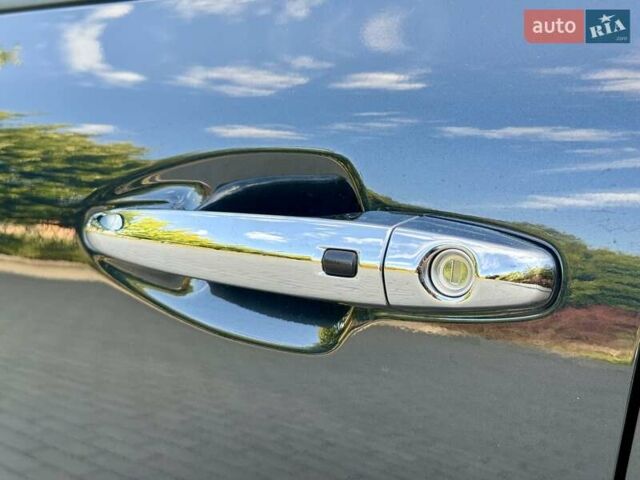 Синій Кіа Niro, об'ємом двигуна 0 л та пробігом 86 тис. км за 18950 $, фото 31 на Automoto.ua