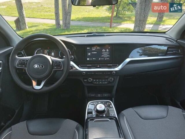 Синий Киа Niro, объемом двигателя 0 л и пробегом 49 тыс. км за 16980 $, фото 50 на Automoto.ua