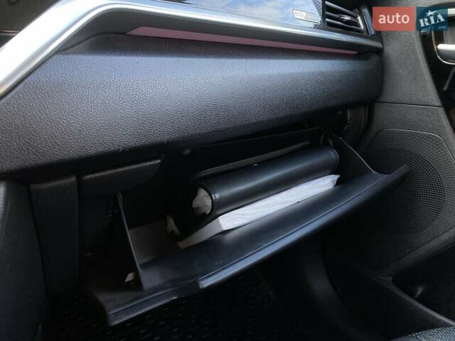 Синий Киа Niro, объемом двигателя 0 л и пробегом 70 тыс. км за 23200 $, фото 45 на Automoto.ua