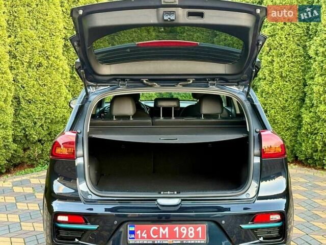 Синій Кіа Niro, об'ємом двигуна 0 л та пробігом 69 тис. км за 19999 $, фото 19 на Automoto.ua