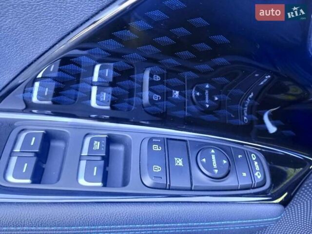 Синий Киа Niro, объемом двигателя 0 л и пробегом 101 тыс. км за 20950 $, фото 37 на Automoto.ua