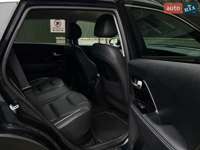 Синій Кіа Niro, об'ємом двигуна 0 л та пробігом 129 тис. км за 18999 $, фото 32 на Automoto.ua