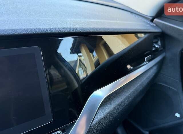 Синій Кіа Niro, об'ємом двигуна 0 л та пробігом 82 тис. км за 18950 $, фото 72 на Automoto.ua
