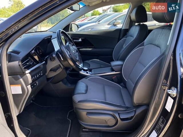Синий Киа Niro, объемом двигателя 0 л и пробегом 105 тыс. км за 21500 $, фото 28 на Automoto.ua