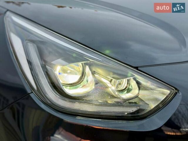 Синій Кіа Niro, об'ємом двигуна 0 л та пробігом 84 тис. км за 19450 $, фото 23 на Automoto.ua