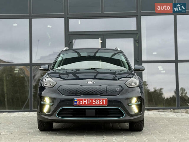 Синій Кіа Niro, об'ємом двигуна 0 л та пробігом 124 тис. км за 19950 $, фото 15 на Automoto.ua