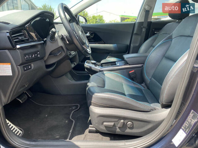 Синий Киа Niro, объемом двигателя 0 л и пробегом 96 тыс. км за 20700 $, фото 20 на Automoto.ua