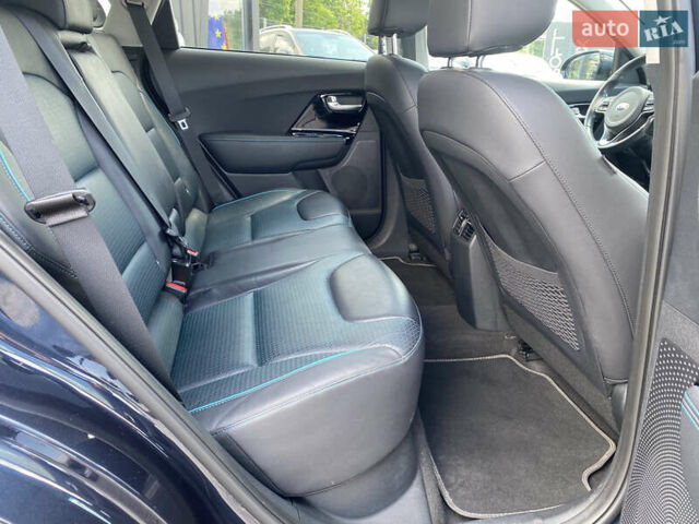 Синий Киа Niro, объемом двигателя 0 л и пробегом 96 тыс. км за 20700 $, фото 29 на Automoto.ua