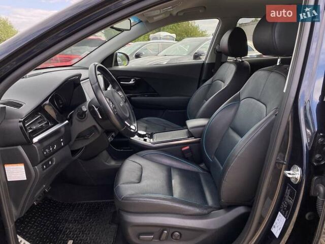 Синий Киа Niro, объемом двигателя 0 л и пробегом 70 тыс. км за 23200 $, фото 27 на Automoto.ua