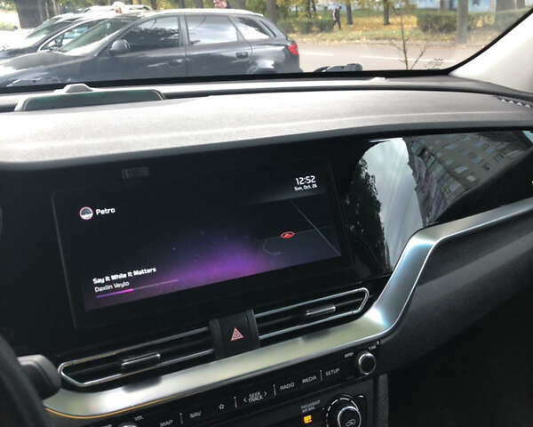 Синій Кіа Niro, об'ємом двигуна 0 л та пробігом 85 тис. км за 21850 $, фото 75 на Automoto.ua