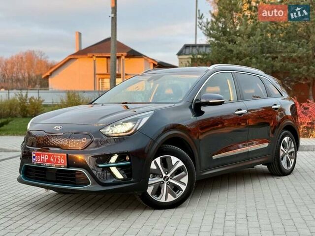 Синій Кіа Niro, об'ємом двигуна 0 л та пробігом 84 тис. км за 19450 $, фото 8 на Automoto.ua