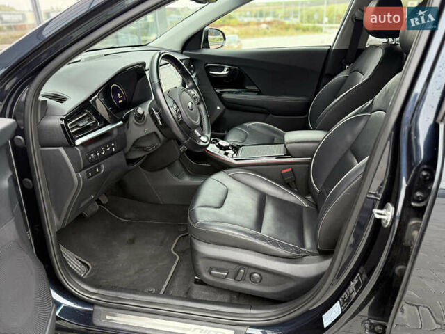 Синій Кіа Niro, об'ємом двигуна 0 л та пробігом 124 тис. км за 19950 $, фото 34 на Automoto.ua