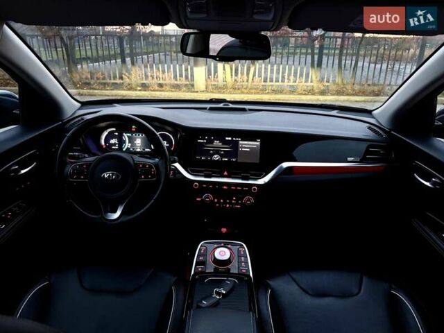 Синій Кіа Niro, об'ємом двигуна 0 л та пробігом 84 тис. км за 19450 $, фото 94 на Automoto.ua