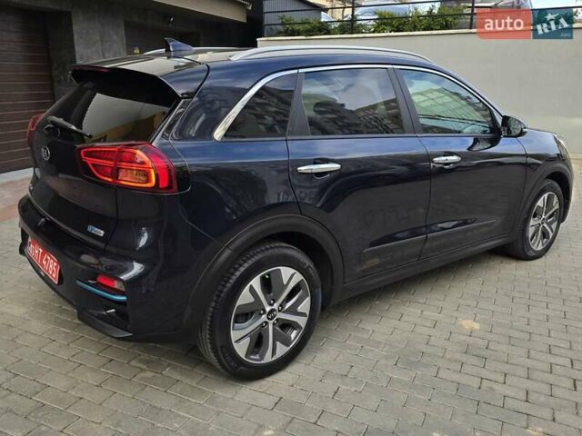 Синий Киа Niro, объемом двигателя 0 л и пробегом 138 тыс. км за 18799 $, фото 10 на Automoto.ua