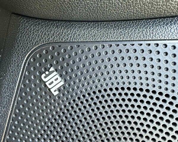 Синій Кіа Niro, об'ємом двигуна 0 л та пробігом 82 тис. км за 19999 $, фото 34 на Automoto.ua