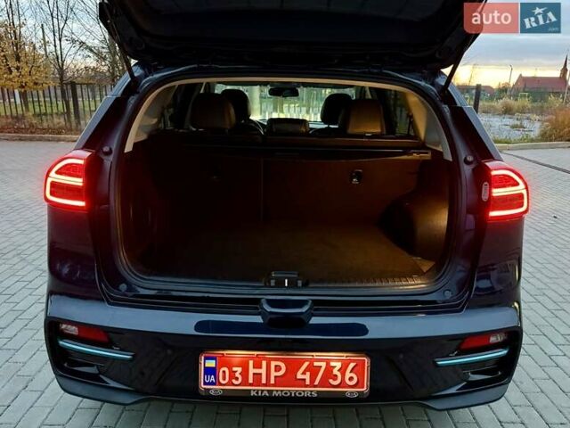 Синій Кіа Niro, об'ємом двигуна 0 л та пробігом 84 тис. км за 19450 $, фото 97 на Automoto.ua